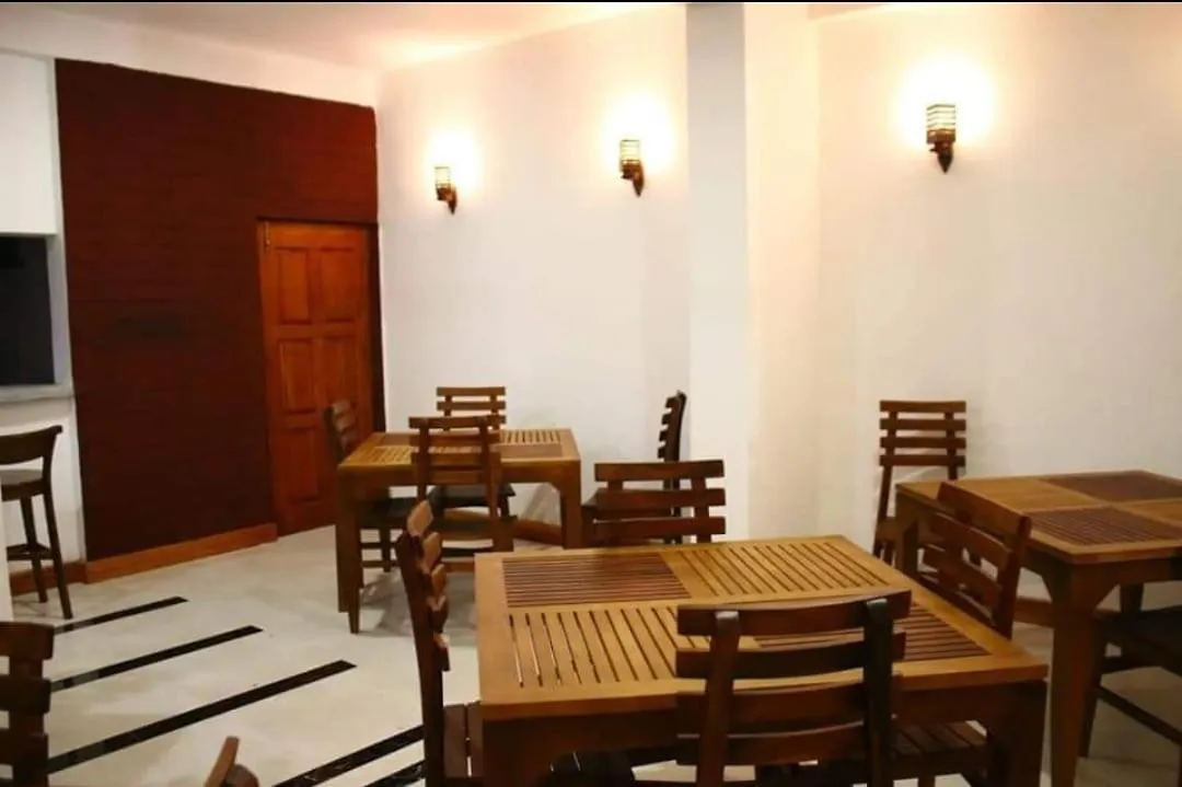 White Block Hotel & Resturant Hatton Guest house