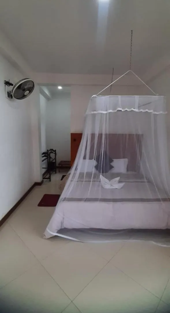 White Block Hotel & Resturant Hatton Guest house