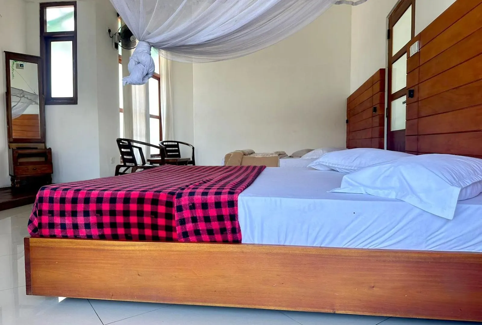 Guest house White Block Hotel & Resturant Hatton Sri Lanka
