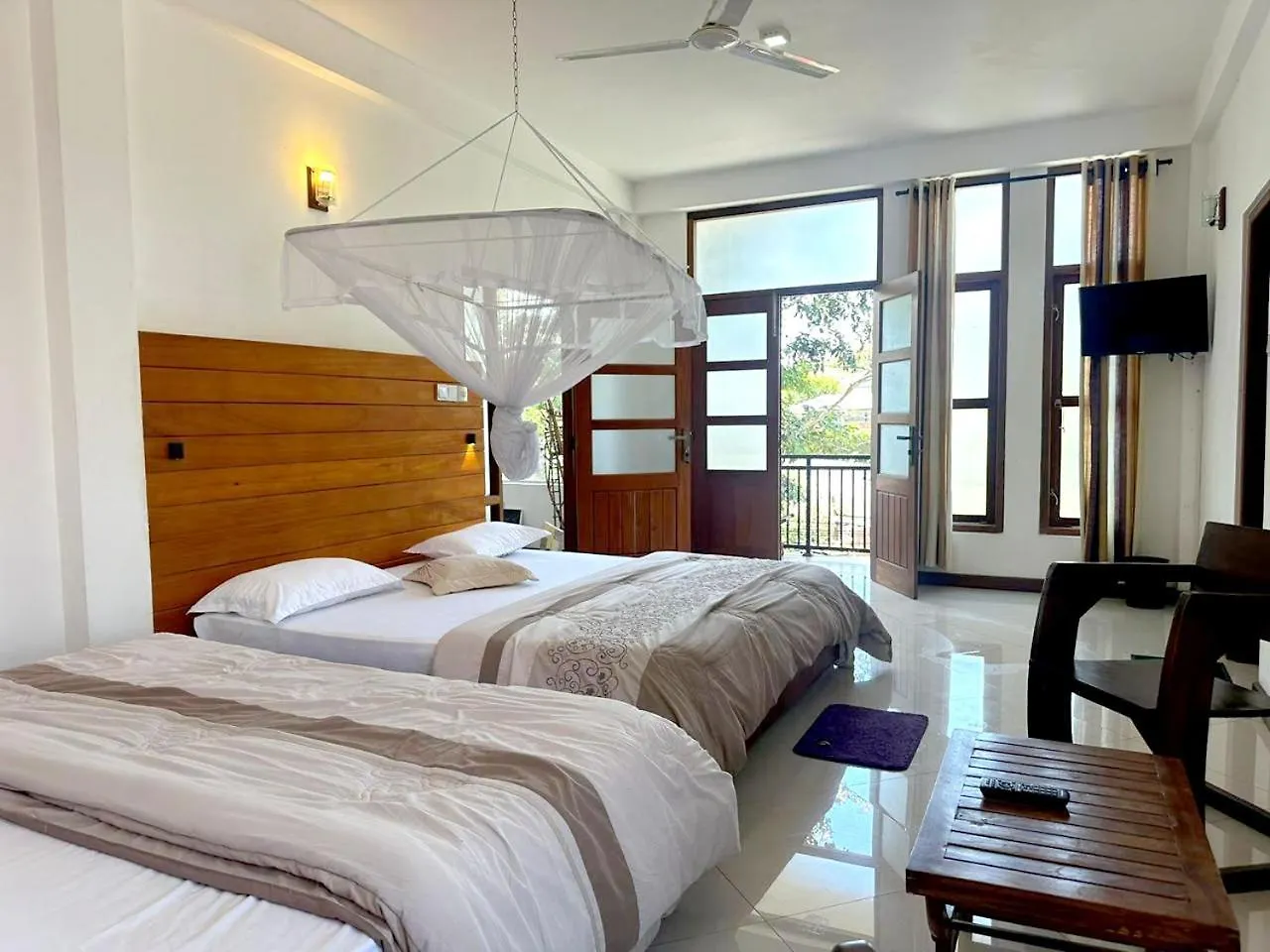 Guest house White Block Hotel & Resturant Hatton